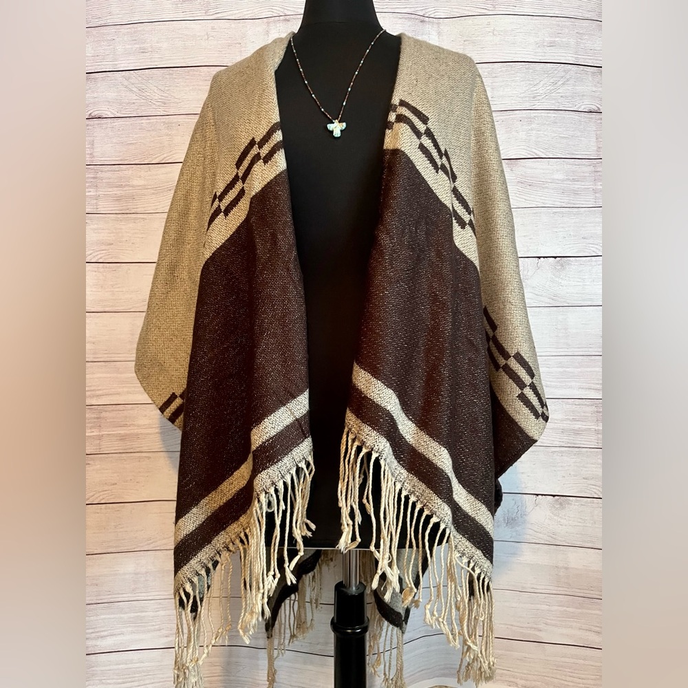 Cozy, Super-Soft Western Style Fringe Poncho - Brown and Cream